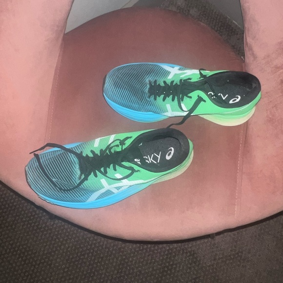 ASICS Metaspeed Sky+ (version 2) - Picture 4 of 4